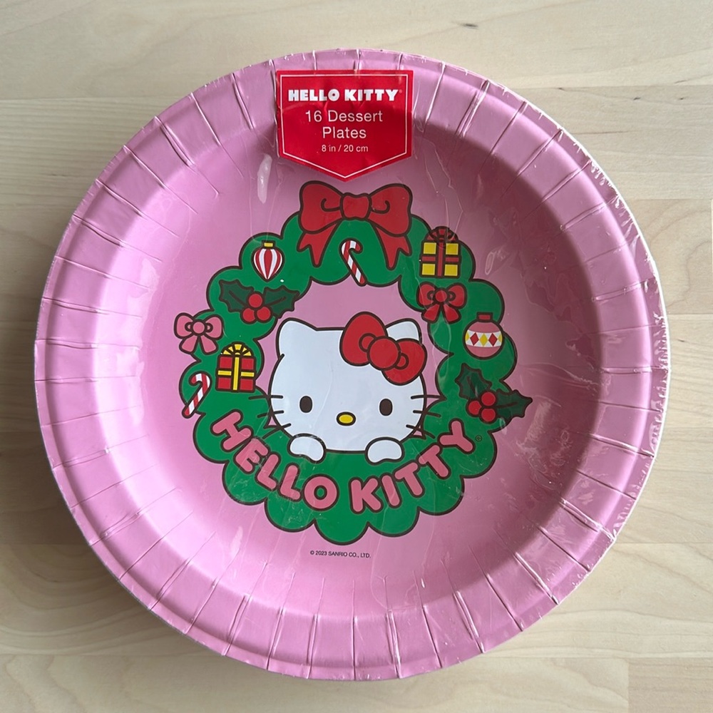 Hello Kitty Desert Plates